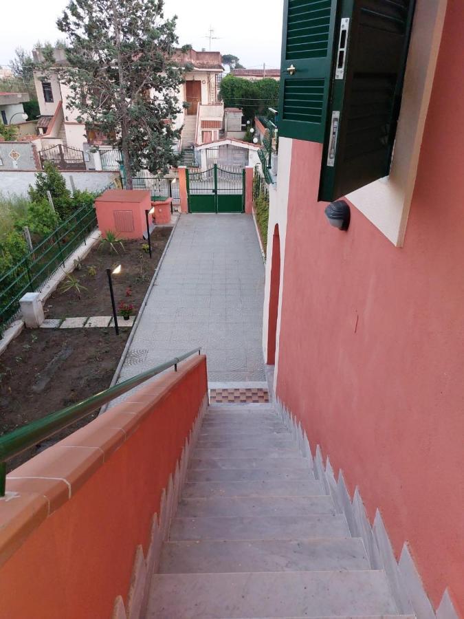 Esther Guest House Castel Volturno Exterior photo