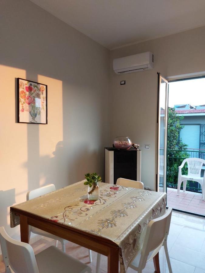 Esther Guest House Castel Volturno Exterior photo