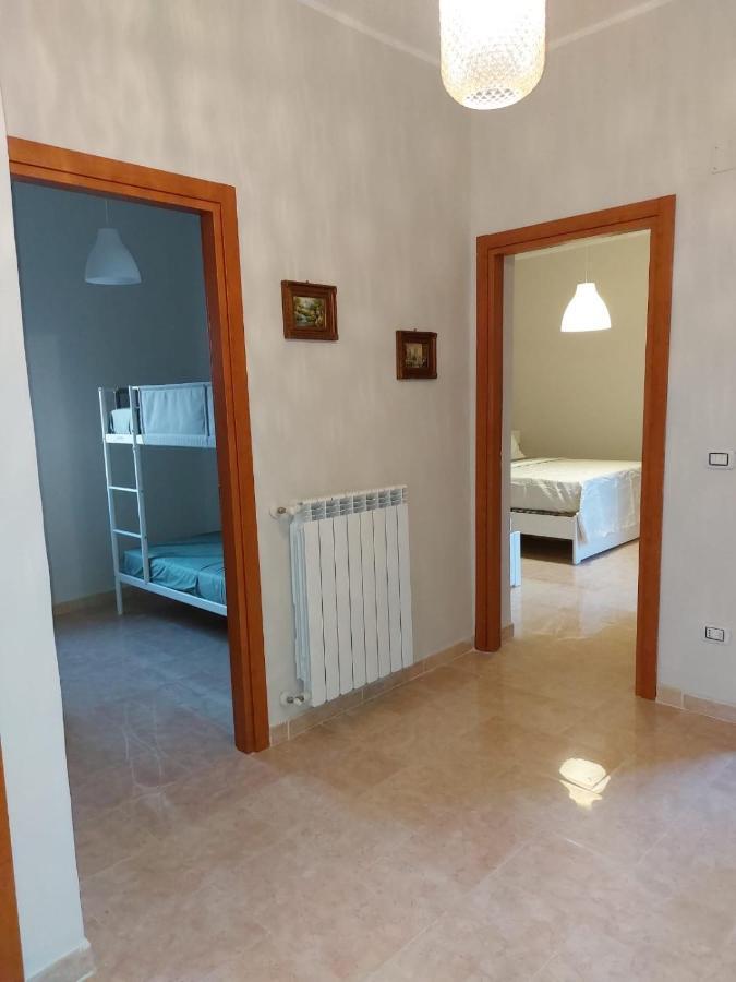 Esther Guest House Castel Volturno Exterior photo